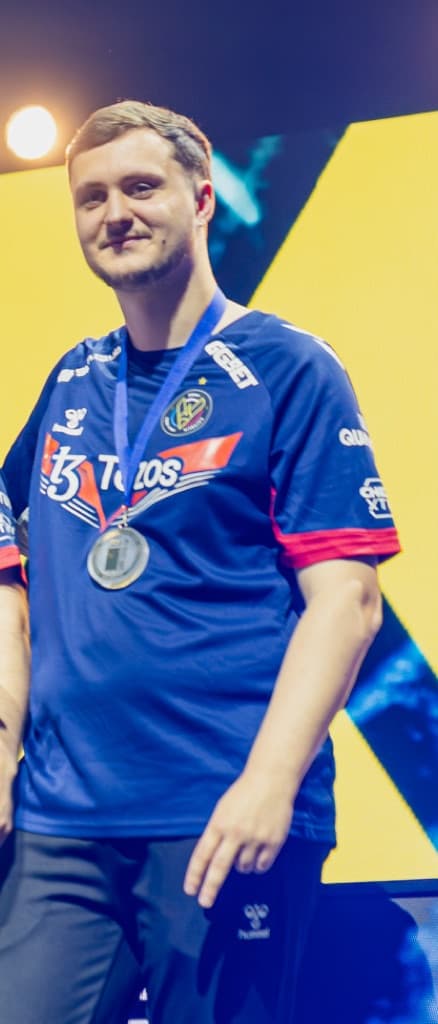 mezii portrait